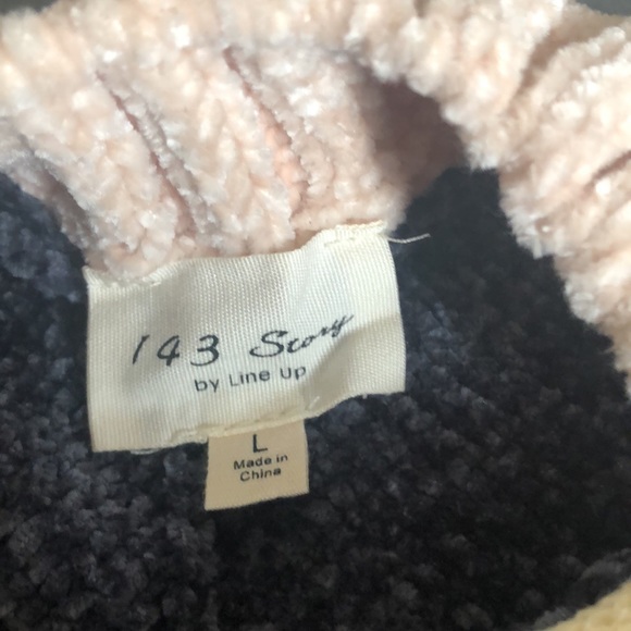 💙🩷🧡🤍Super soft sweater - Picture 3 of 4